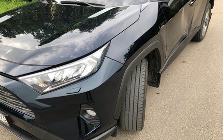 Toyota RAV4, 2020 год, 3 050 000 рублей, 4 фотография
