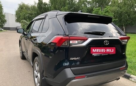 Toyota RAV4, 2020 год, 3 050 000 рублей, 23 фотография