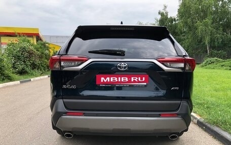 Toyota RAV4, 2020 год, 3 050 000 рублей, 26 фотография