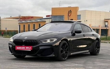 BMW 8 серия, 2019 год, 6 500 000 рублей, 3 фотография