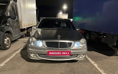Mercedes-Benz C-Класс, 2000 год, 600 000 рублей, 3 фотография