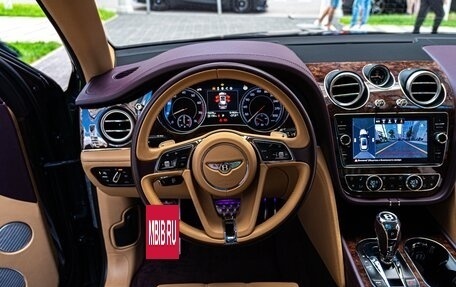 Bentley Bentayga I, 2016 год, 11 500 000 рублей, 10 фотография