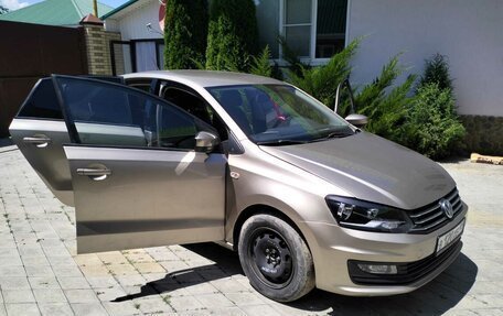 Volkswagen Polo VI (EU Market), 2016 год, 1 050 000 рублей, 3 фотография