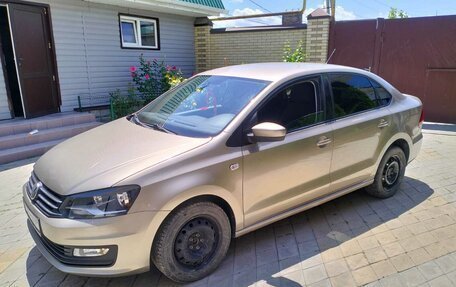 Volkswagen Polo VI (EU Market), 2016 год, 1 050 000 рублей, 2 фотография