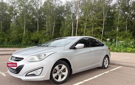 Hyundai i40 I рестайлинг, 2013 год, 1 270 000 рублей, 2 фотография