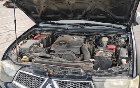 Mitsubishi L200 IV рестайлинг, 2011 год, 1 300 000 рублей, 6 фотография