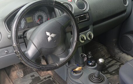 Mitsubishi Colt VI рестайлинг, 2009 год, 365 000 рублей, 10 фотография