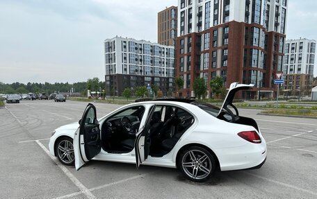 Mercedes-Benz E-Класс, 2019 год, 4 950 000 рублей, 9 фотография