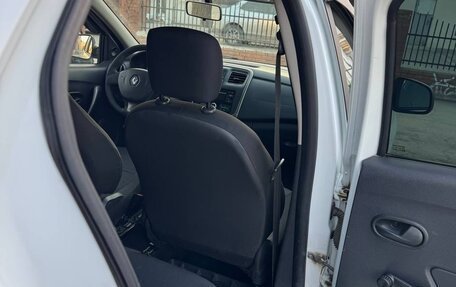 Renault Logan II, 2014 год, 450 000 рублей, 5 фотография