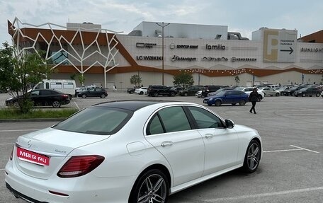Mercedes-Benz E-Класс, 2019 год, 4 950 000 рублей, 8 фотография