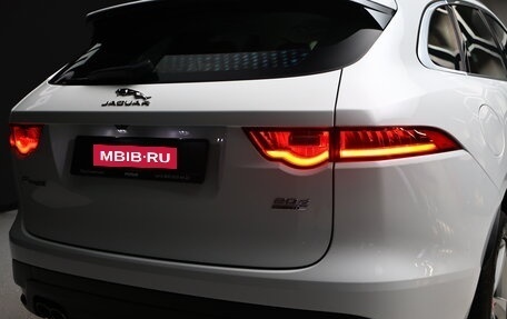 Jaguar F-Pace, 2018 год, 2 890 000 рублей, 14 фотография