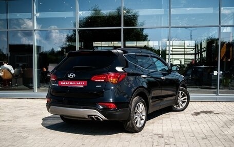 Hyundai Santa Fe III рестайлинг, 2017 год, 2 450 000 рублей, 2 фотография