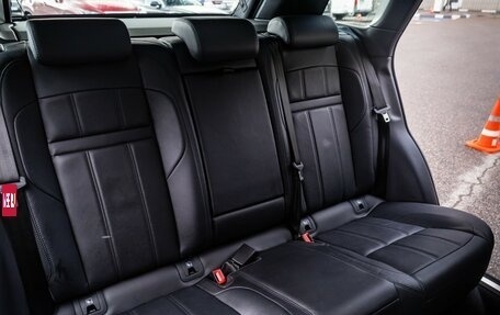 Land Rover Range Rover Evoque II, 2023 год, 4 990 000 рублей, 13 фотография