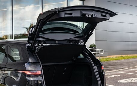 Land Rover Range Rover Evoque II, 2023 год, 4 990 000 рублей, 26 фотография