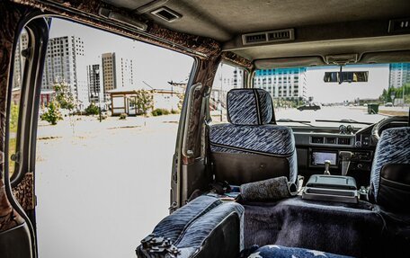 Mitsubishi Delica III, 1993 год, 660 000 рублей, 16 фотография