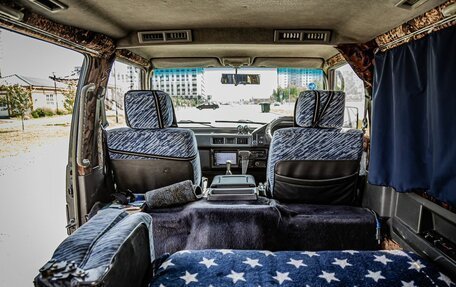Mitsubishi Delica III, 1993 год, 660 000 рублей, 15 фотография