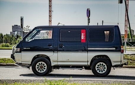Mitsubishi Delica III, 1993 год, 660 000 рублей, 5 фотография