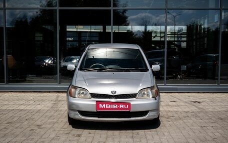Toyota Platz, 2000 год, 330 000 рублей, 3 фотография