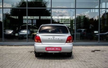 Toyota Platz, 2000 год, 330 000 рублей, 4 фотография