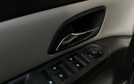 Chevrolet Cruze II, 2013 год, 870 000 рублей, 14 фотография
