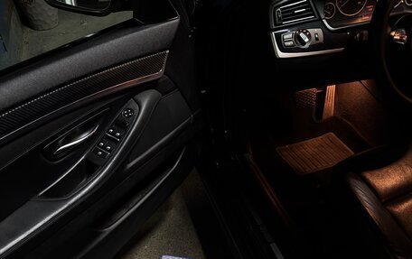 BMW 5 серия, 2012 год, 2 200 000 рублей, 17 фотография