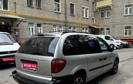 Chrysler Voyager IV, 2001 год, 425 000 рублей, 3 фотография