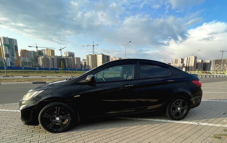 Hyundai Solaris II рестайлинг, 2011 год, 750 000 рублей, 4 фотография