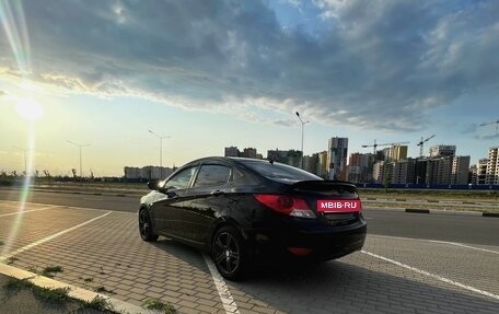 Hyundai Solaris II рестайлинг, 2011 год, 750 000 рублей, 20 фотография