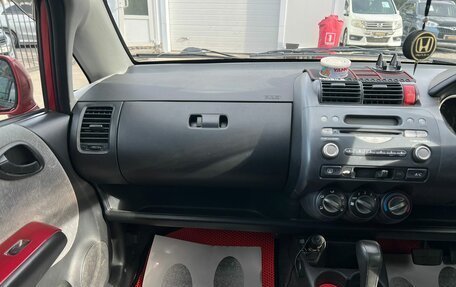 Honda Fit III, 2001 год, 449 000 рублей, 17 фотография