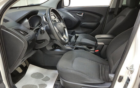 Hyundai ix35 I рестайлинг, 2011 год, 1 020 000 рублей, 10 фотография