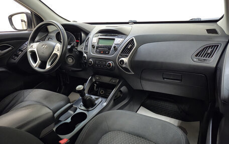 Hyundai ix35 I рестайлинг, 2011 год, 1 020 000 рублей, 13 фотография
