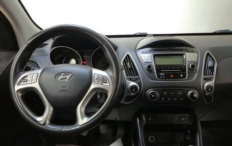 Hyundai ix35 I рестайлинг, 2011 год, 1 020 000 рублей, 12 фотография