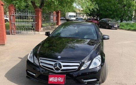 Mercedes-Benz E-Класс, 2012 год, 1 690 000 рублей, 1 фотография