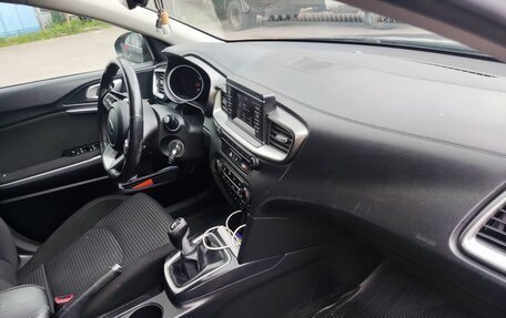 KIA cee'd III, 2018 год, 1 330 000 рублей, 9 фотография