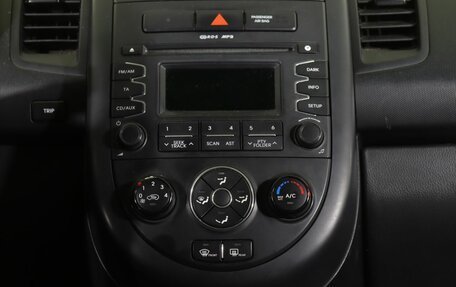 KIA Soul II рестайлинг, 2013 год, 800 000 рублей, 12 фотография