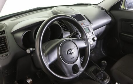 KIA Soul II рестайлинг, 2013 год, 800 000 рублей, 13 фотография