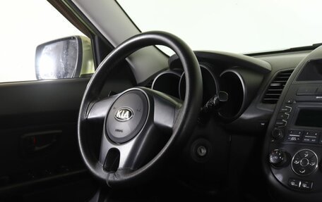 KIA Soul II рестайлинг, 2013 год, 800 000 рублей, 9 фотография