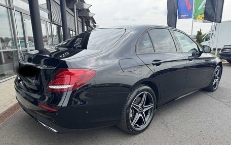 Mercedes-Benz E-Класс, 2020 год, 3 140 000 рублей, 4 фотография