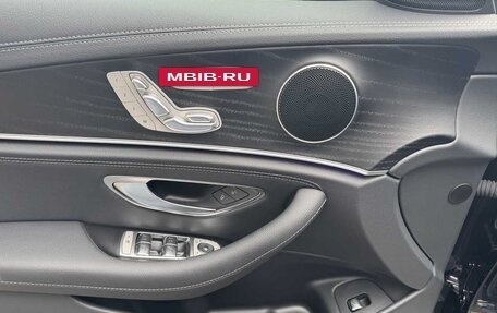 Mercedes-Benz E-Класс, 2020 год, 3 140 000 рублей, 12 фотография