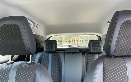 Peugeot 2008 II, 2020 год, 2 300 000 рублей, 12 фотография