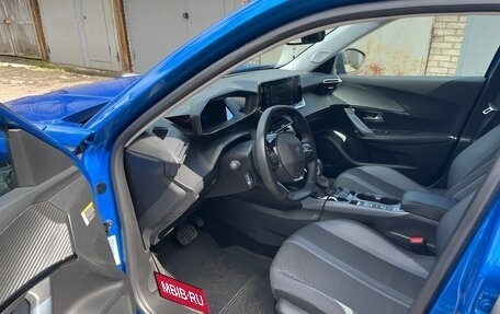 Peugeot 2008 II, 2020 год, 2 300 000 рублей, 11 фотография
