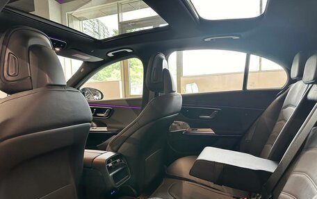 Mercedes-Benz E-Класс, 2025 год, 10 500 000 рублей, 15 фотография