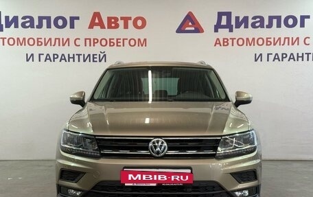 Volkswagen Tiguan II, 2017 год, 2 260 000 рублей, 2 фотография