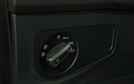 Volkswagen Tiguan II, 2017 год, 2 260 000 рублей, 13 фотография