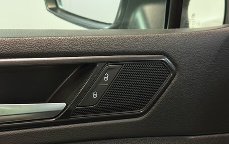 Volkswagen Tiguan II, 2017 год, 2 260 000 рублей, 12 фотография
