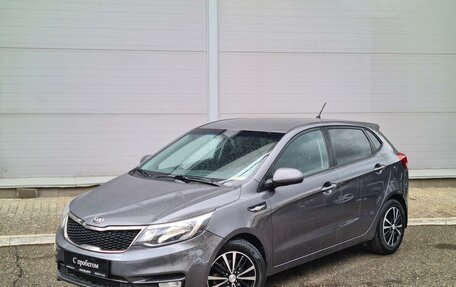 KIA Rio III рестайлинг, 2016 год, 1 090 000 рублей, 1 фотография