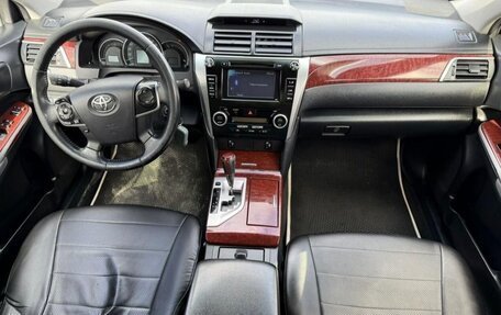 Toyota Camry, 2013 год, 1 375 000 рублей, 6 фотография