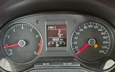 Volkswagen Polo VI (EU Market), 2018 год, 1 195 000 рублей, 10 фотография