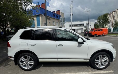 Volkswagen Touareg III, 2017 год, 3 390 000 рублей, 3 фотография