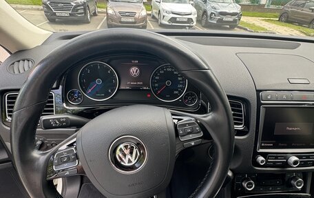 Volkswagen Touareg III, 2017 год, 3 390 000 рублей, 11 фотография